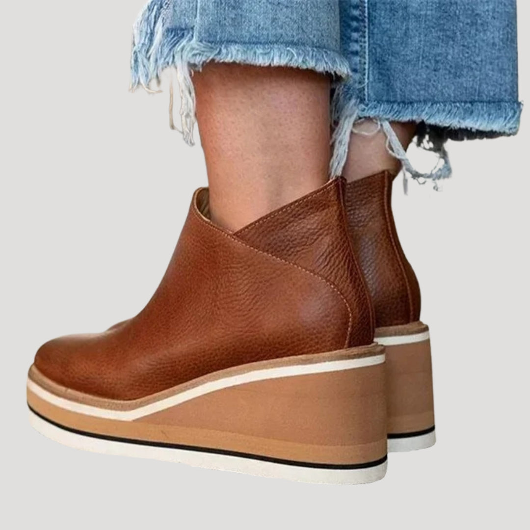 Damska botki skórzane na koturnie wiosenne